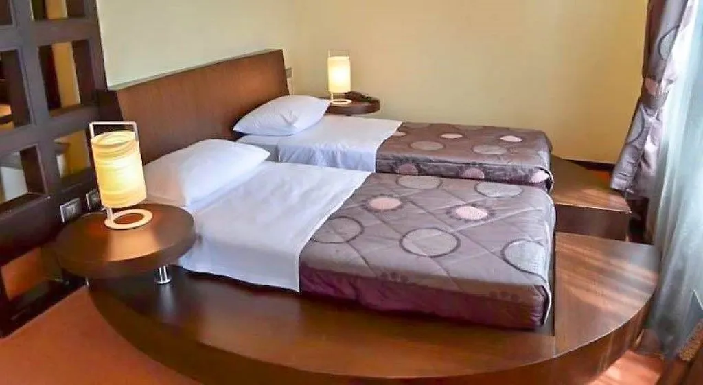 Dajti Tower - Hotel Belvedere 4*,  Albania